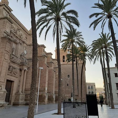 Vivienda Bendicho- Catedral Lejlighed Almería Eksteriør billede